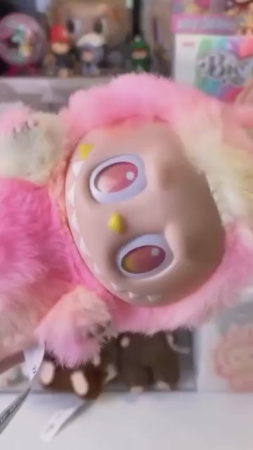 LABUBU Doll – Global Viral Sensation Now in India !